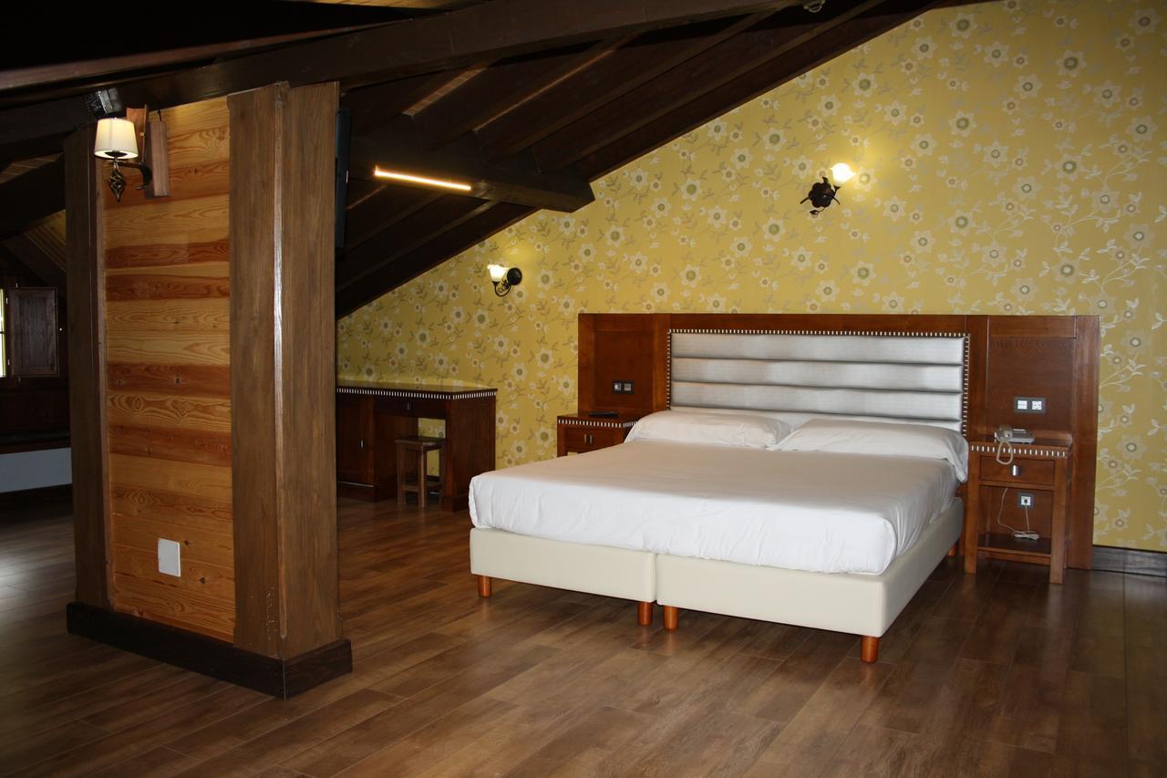 Hotel Rural El Reundu Campomanes المظهر الخارجي الصورة